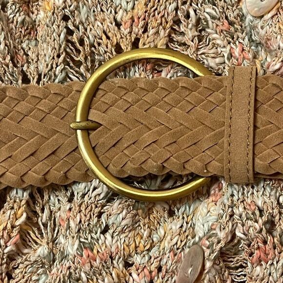 JH COLLECTIBLES Woman's M Open Crochet Knit Sweater Button belt - Picture 2 of 7